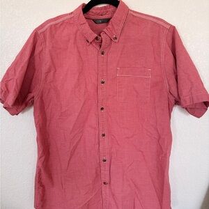 The North Face Men's Short-Sleeve Button-Down Shirt - Red
